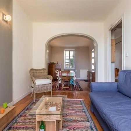 House Maison De Ville Avec Jardin Et Garage, Proximite Du Centre Ville, 6 A 8 Pers * Biarritz